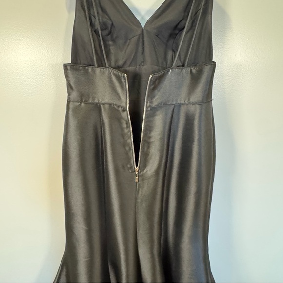 Sherri Hill Elegant Black Evening Gown, Prom dress, size 16, black - Picture 9 of 10